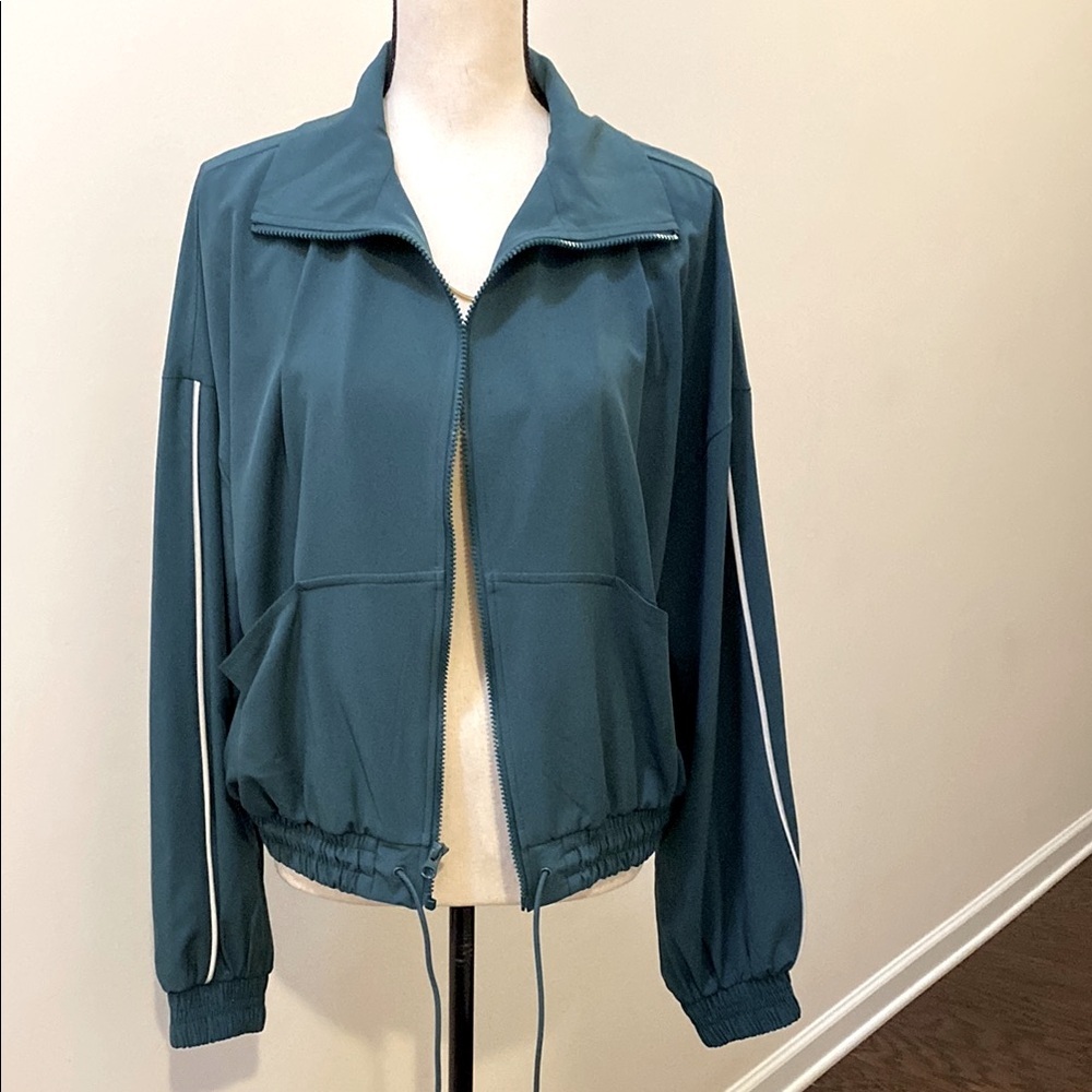 Tek Gear Lightweight Zip Front Green Jacket Sz L